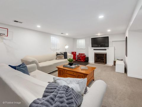 Tiny photo for 524 S Stone Avenue, La Grange, IL 60525 (MLS # 12547632)