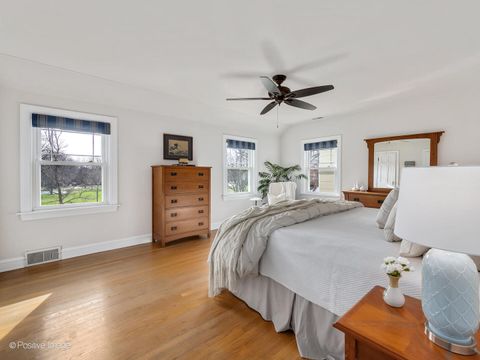 Tiny photo for 524 S Stone Avenue, La Grange, IL 60525 (MLS # 12547632)