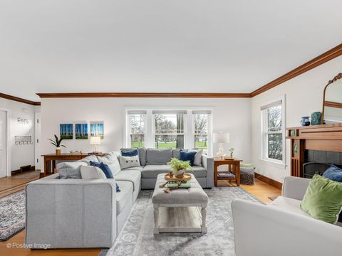 Tiny photo for 524 S Stone Avenue, La Grange, IL 60525 (MLS # 12547632)