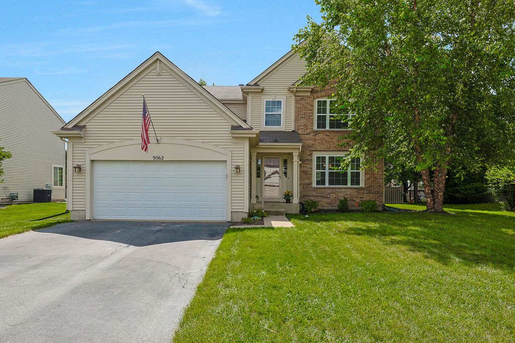 Photo for 9562 Bristol Lane, Huntley, IL 60142 (MLS # 12459751)
