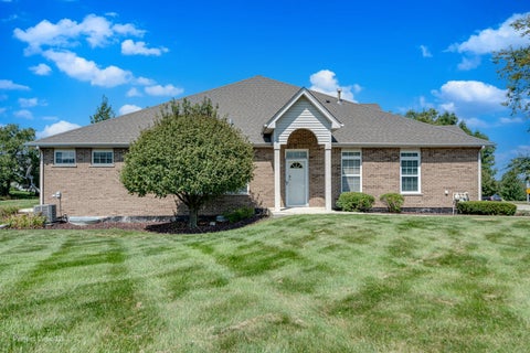 Tiny photo for 19226 Crescent Drive, Mokena, IL 60448 (MLS # 12726964)