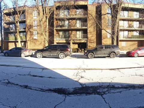 Photo of 8350 W ADDISON Street #201, Chicago, IL 60634 (MLS # 12550540)