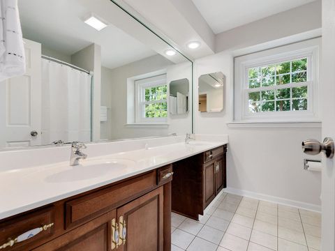 Tiny photo for 2043 Spring Green Drive, Wheaton, IL 60189 (MLS # 12564327)