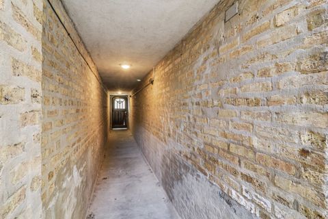 Tiny photo for 5621 N Spaulding Avenue #3S, Chicago, IL 60659 (MLS # 12508414)