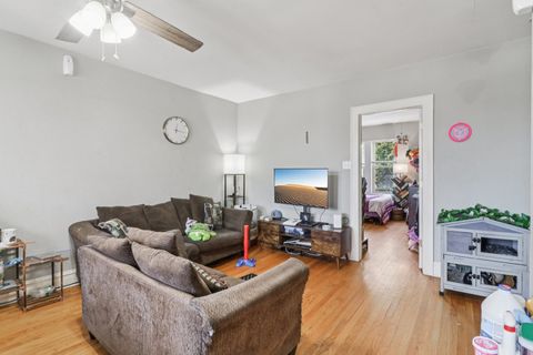 Tiny photo for 5621 N Spaulding Avenue #3S, Chicago, IL 60659 (MLS # 12508414)