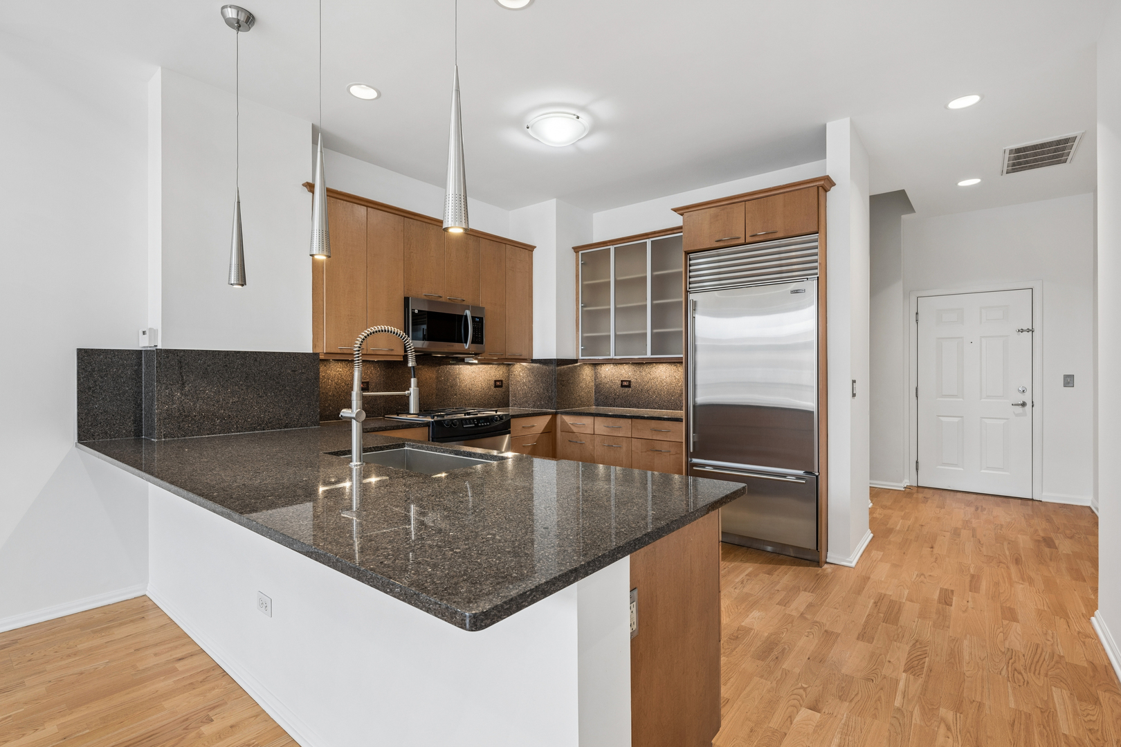 520 N Halsted Street 608