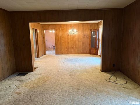 Tiny photo for 501 S WASHINGTON Street, Duquoin, IL 62832 (MLS # QC4267889)
