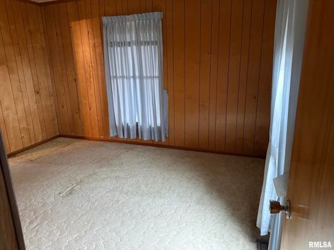 Tiny photo for 501 S WASHINGTON Street, Duquoin, IL 62832 (MLS # QC4267889)