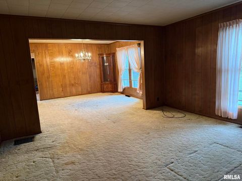 Tiny photo for 501 S WASHINGTON Street, Duquoin, IL 62832 (MLS # QC4267889)