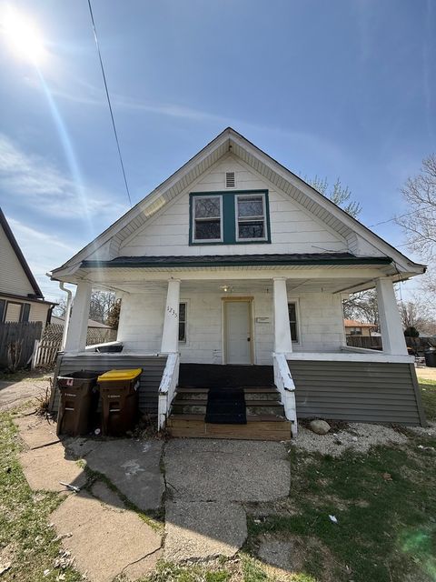 Tiny photo for 1235 Clover Avenue, Rockford, IL 61102 (MLS # 12614022)
