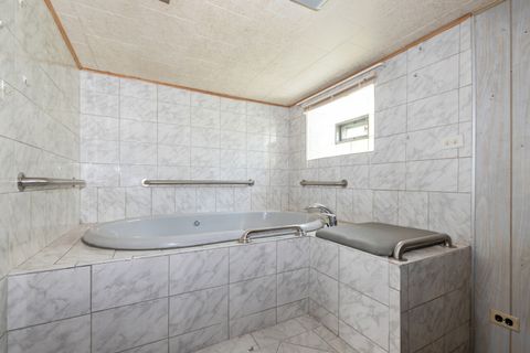 Tiny photo for 2820 W 100th Place, Evergreen Park, IL 60805 (MLS # 12367127)