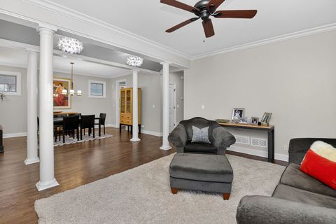 Tiny photo for 215 7th Street, Downers Grove, IL 60515 (MLS # 12547194)