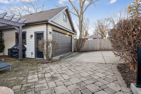 Tiny photo for 215 7th Street, Downers Grove, IL 60515 (MLS # 12547194)