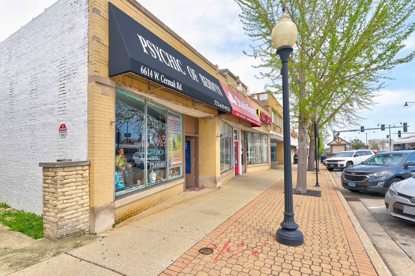 6610-6614 Cermak Road