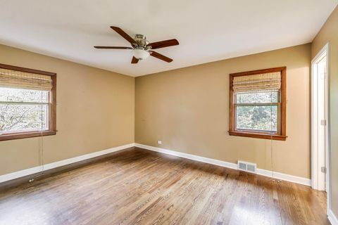 Tiny photo for 1422 E Dorothy Drive, Palatine, IL 60074 (MLS # 12490296)