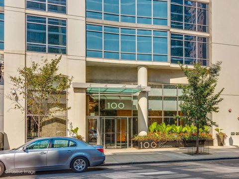 Tiny photo for 100 E 14th Street #1502, Chicago, IL 60605 (MLS # 12531806)