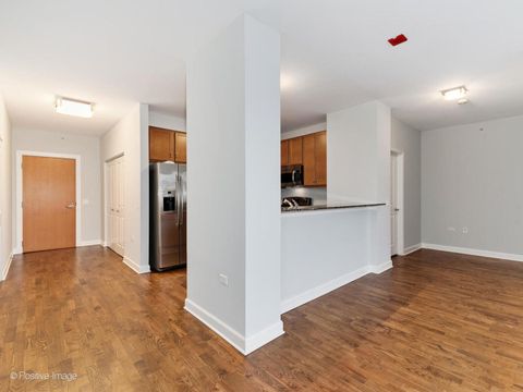 Tiny photo for 100 E 14th Street #1502, Chicago, IL 60605 (MLS # 12531806)
