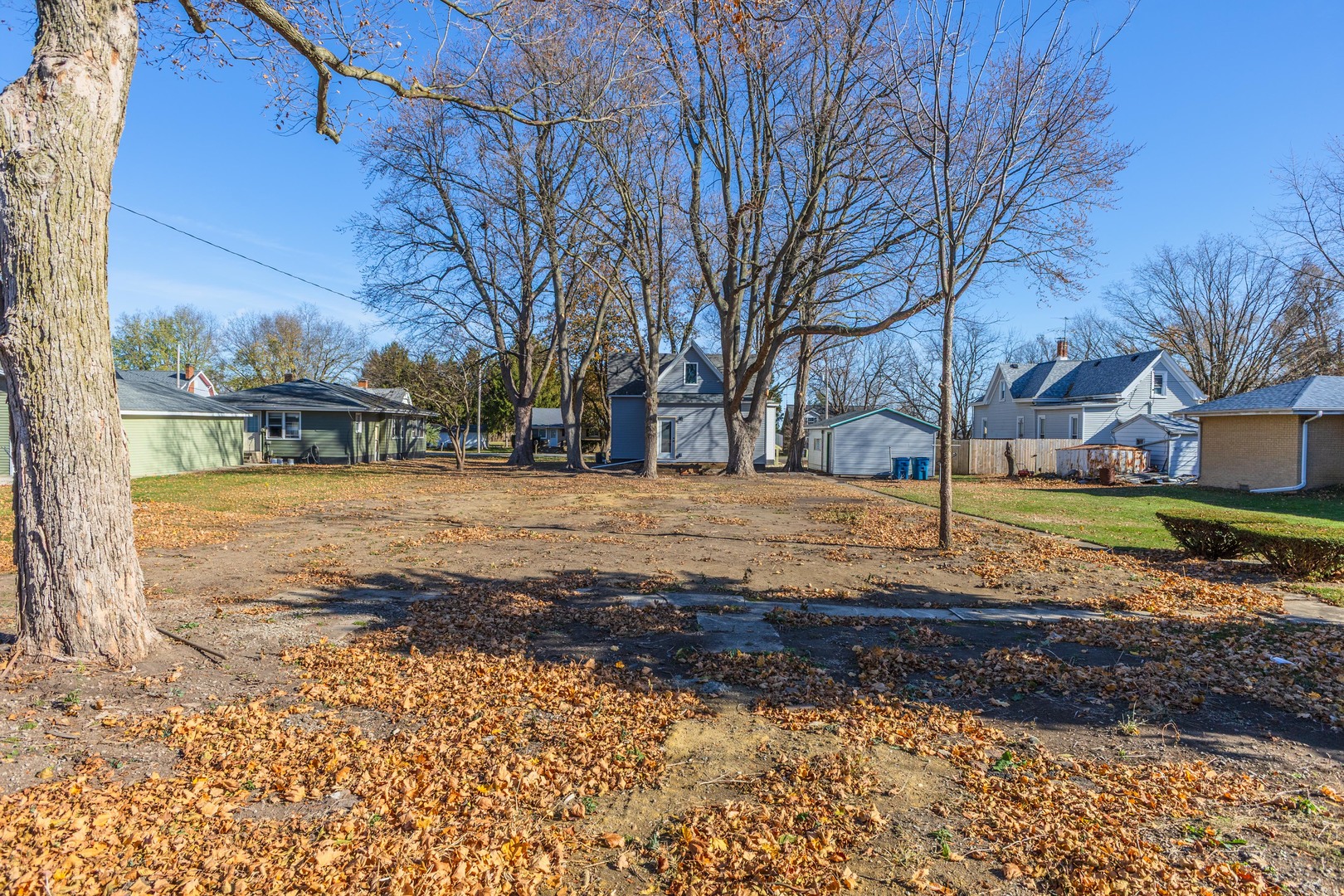 Stanford, Illinois 61774, United States, 3 Bedrooms Bedrooms, ,3 BathroomsBathrooms,Residential,Active,243513