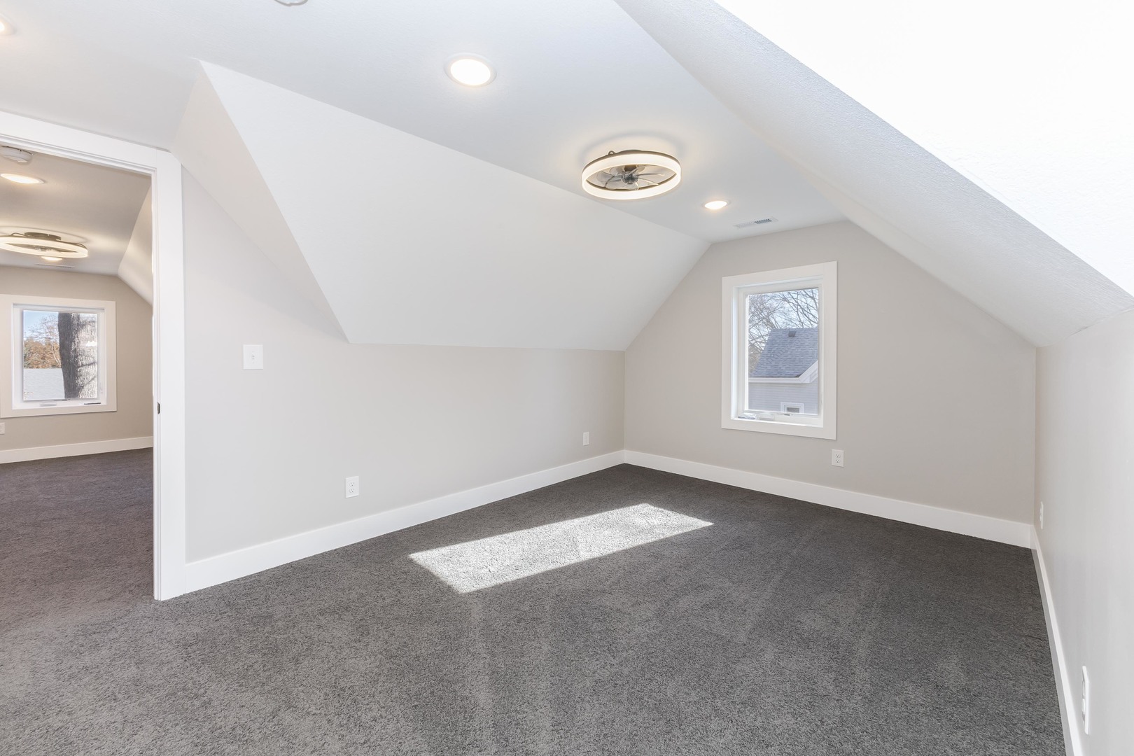 Stanford, Illinois 61774, United States, 3 Bedrooms Bedrooms, ,3 BathroomsBathrooms,Residential,Active,243513