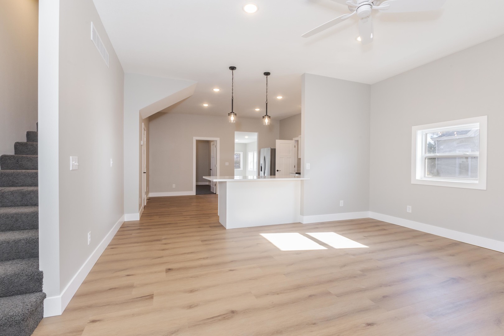 Stanford, Illinois 61774, United States, 3 Bedrooms Bedrooms, ,3 BathroomsBathrooms,Residential,Active,243513