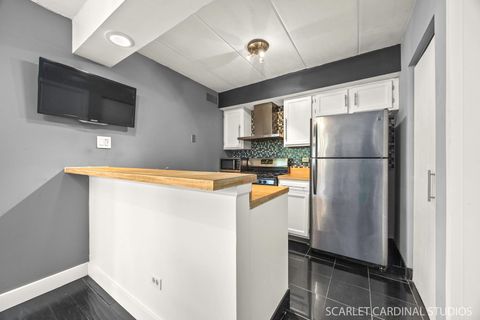 Tiny photo for 2315 S Main Street #1B, Lombard, IL 60148 (MLS # 12474350)