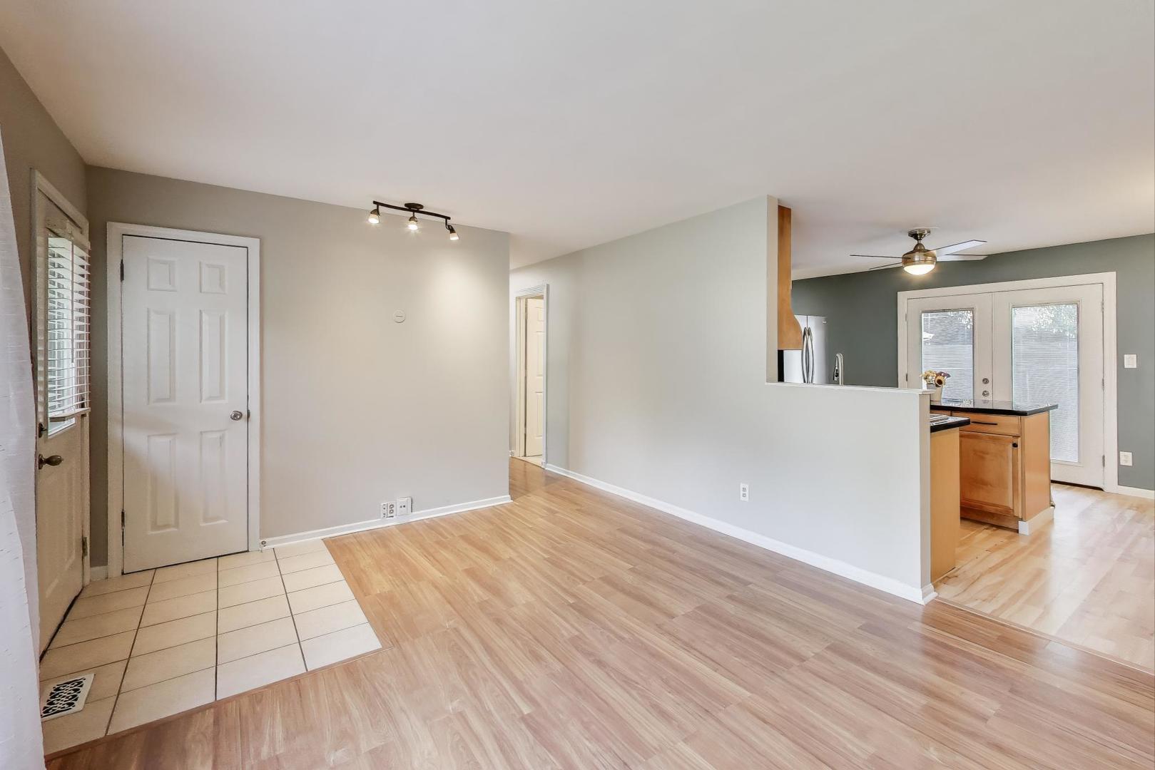 3207 Sunrise View Street