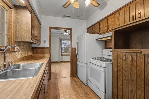 Tiny photo for 1405 Frederick Street, Joliet, IL 60435 (MLS # 12590608)