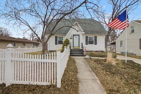 Photo of 1405 Frederick Street, Joliet, IL 60435 (MLS # 12590608)