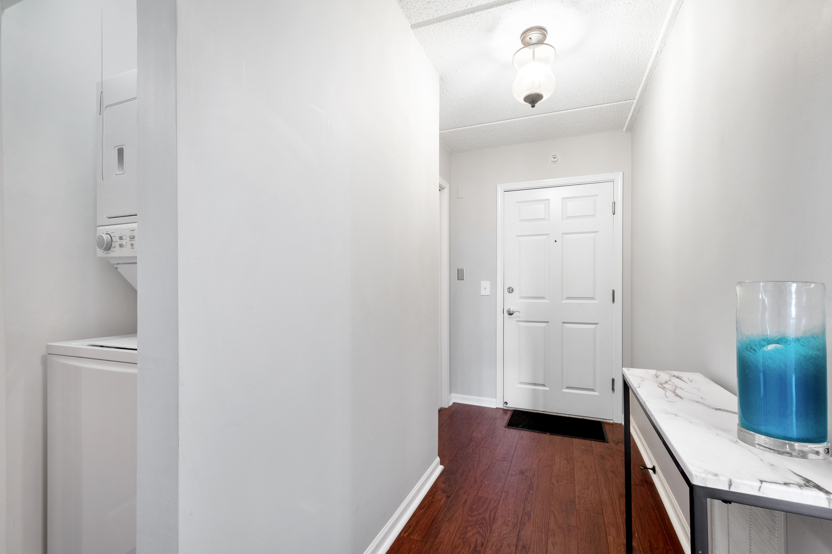 7061 W Touhy Avenue 502