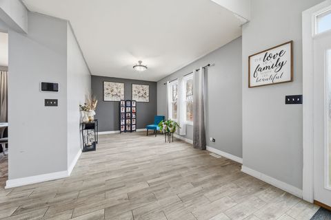 Tiny photo for 3742 Beech Street, Flossmoor, IL 60422 (MLS # 12523365)