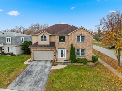 Tiny photo for 3742 Beech Street, Flossmoor, IL 60422 (MLS # 12523365)