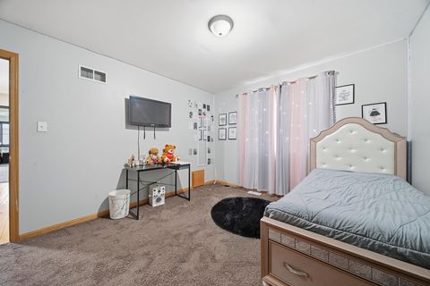 Tiny photo for 3742 Beech Street, Flossmoor, IL 60422 (MLS # 12523365)