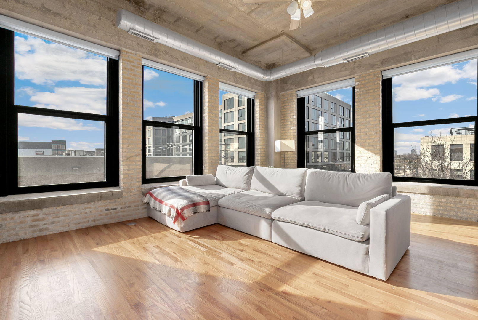 1151 W 15th Street 340