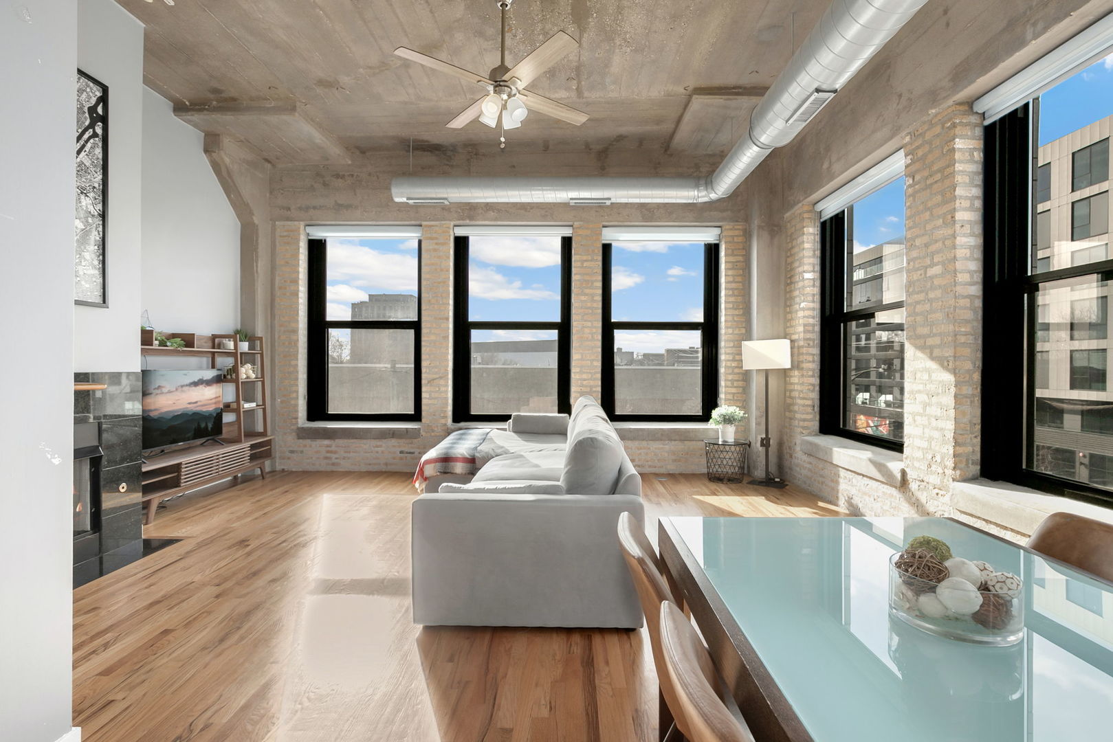 1151 W 15th Street 340