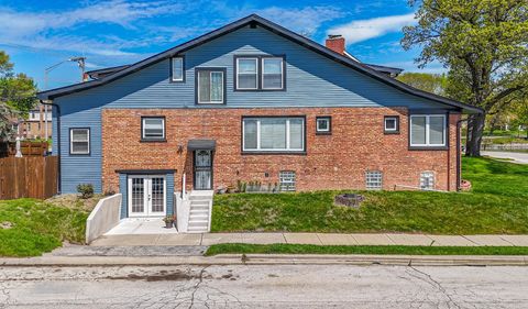 9712 W Shore Drive Oak Lawn IL 60453