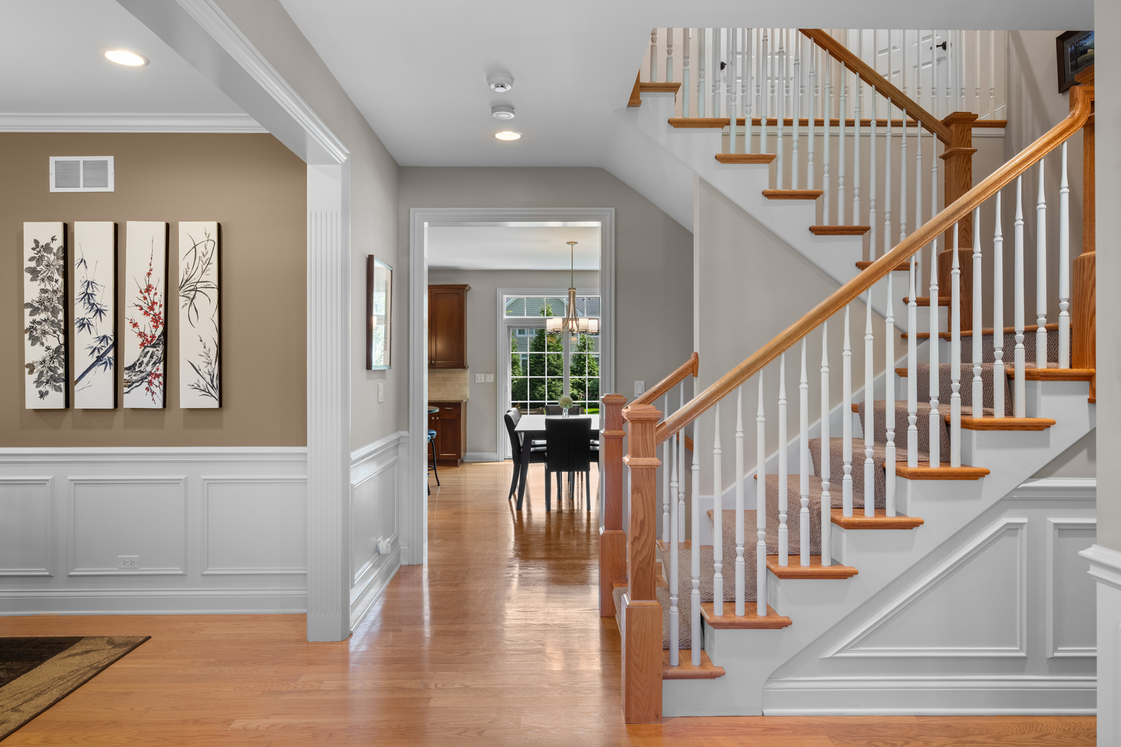 1525 Hawthorne Place