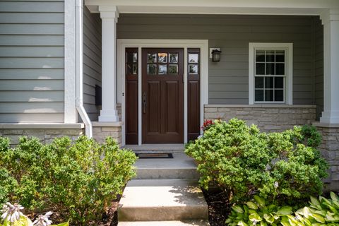 Tiny photo for 1525 Hawthorne Place, Deerfield, IL 60015 (MLS # 12538951)