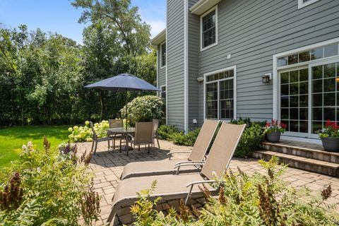 Tiny photo for 1525 Hawthorne Place, Deerfield, IL 60015 (MLS # 12538951)