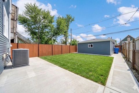 Tiny photo for 6607 S Oakley Avenue, Chicago, IL 60636 (MLS # 12621376)
