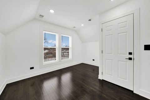 Tiny photo for 6607 S Oakley Avenue, Chicago, IL 60636 (MLS # 12621376)