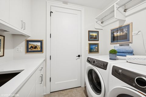 Tiny photo for 454 W Barry Avenue #1, Chicago, IL 60657 (MLS # 12437281)