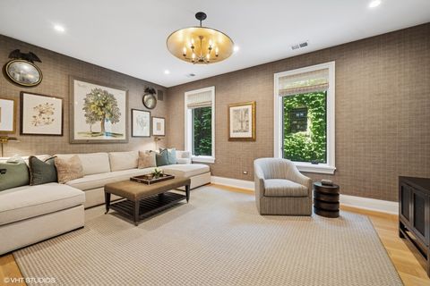 Tiny photo for 454 W Barry Avenue #1, Chicago, IL 60657 (MLS # 12437281)