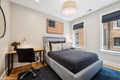 Tiny photo for 454 W Barry Avenue #1, Chicago, IL 60657 (MLS # 12437281)