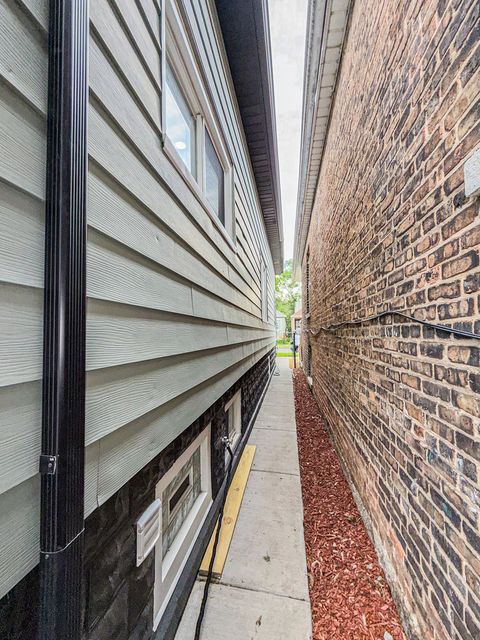 Tiny photo for 7252 S Wood Street, Chicago, IL 60636 (MLS # 12509508)