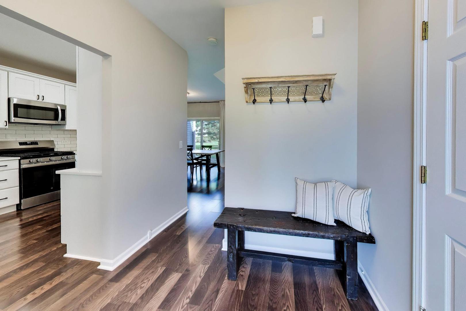 1219 Tennyson Lane