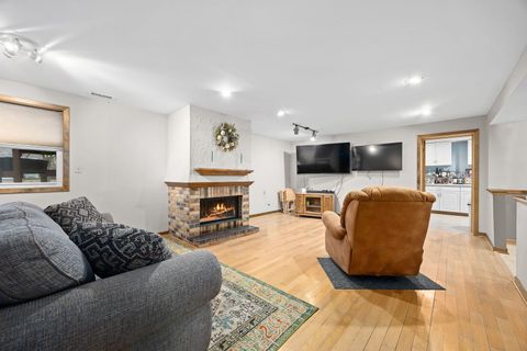 Tiny photo for 1431 62nd Street, Downers Grove, IL 60516 (MLS # 12490414)