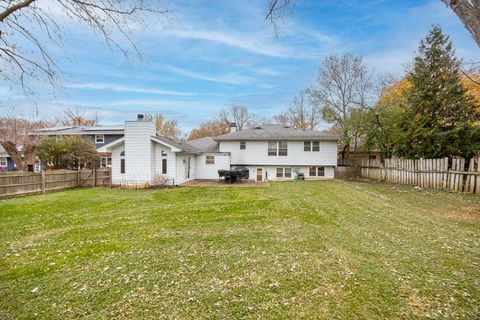 Tiny photo for 1431 62nd Street, Downers Grove, IL 60516 (MLS # 12490414)