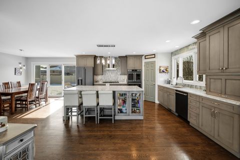 Tiny photo for 9001 POPLAR Street, Tinley Park, IL 60487 (MLS # 12558352)