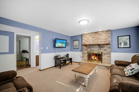 Tiny photo for 9001 POPLAR Street, Tinley Park, IL 60487 (MLS # 12558352)