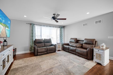 Tiny photo for 9001 POPLAR Street, Tinley Park, IL 60487 (MLS # 12558352)